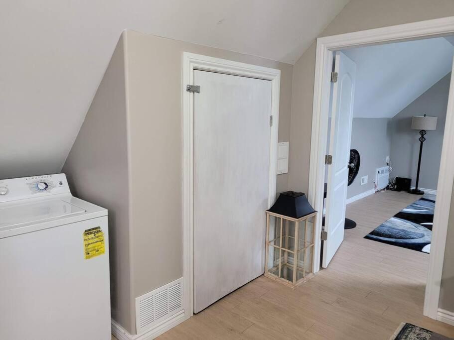 No Chores, 10min To Downtown And 25min To Niagara Falls Apartment Buffalo